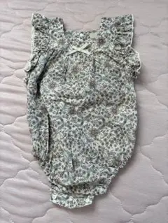 【美品】petit main 花柄ロンパース フリル袖