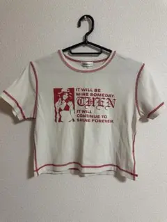 ホワイト/レッド クロップドTシャツ