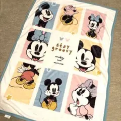【美品】ディズニー　ミッキー＆ミニー大判厚手ブランケット　毛布　ひざ掛け　保育園