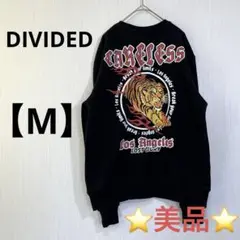 a1050 美品　DIVIDED 【M】トレーナー　バックプリント　虎　タイガー