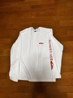 Quiksilver ホワイト長袖　Mサイズ　ラッシュガード　値引き交渉可