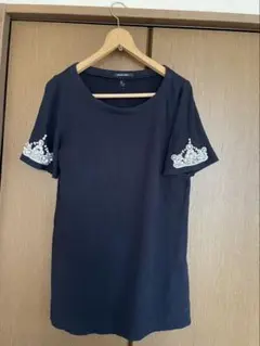 MAYSON GREY 豪華ビジュー半袖Tシャツ