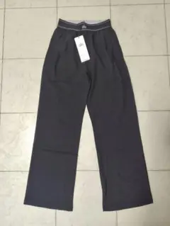 alo Yoga Suit Up Trouser aloパンツS　新品未使用