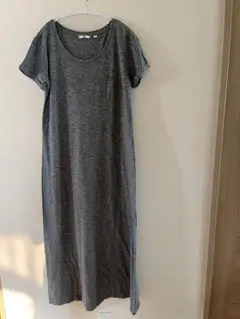 UNIQLOユニクログレー 半袖 ロングワンピース