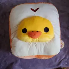 キイロイトリ クッション 食パン