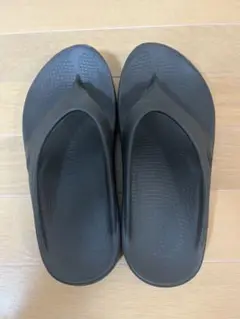 ウーフォス　OOFOS リカバリーサンダル　ブラック25㎝