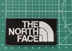 THE NORTH FACE 刺繍口ゴ ワッペン 黒/白