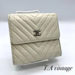 シャネル Vステッチ Wホック 財布 ホワイト クリーム