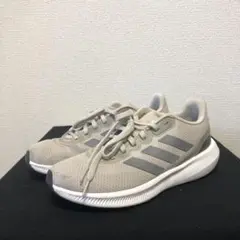 adidas グレー ランニングシューズ　サイズ27