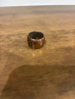 リング　ブロンズ色