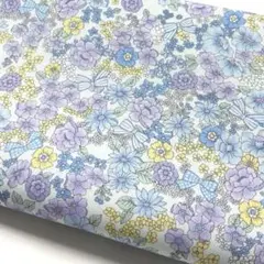 3000件突破感謝セール！ 生地　ハギレ　花柄　リバティ調柄　ブルー　オックス地