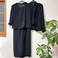 美品　東京イギン ブラックフォーマル 礼服 ワンピース ジャケットセットアップ