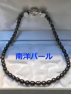 102 変形がチャーミング★淡水パールのネックレス SILVER刻印