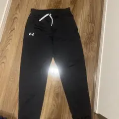 Under Armour ブラック ルーズフィットパンツ YXL
