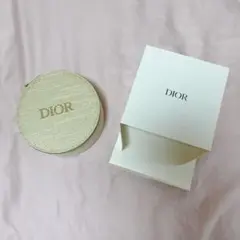 【新品未使用】Dior ゴールド 円形収納ケース（非売品）