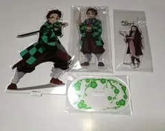 鬼滅の刃 竈門炭治郎 アクリルスタンド/竈門禰豆子 アクリルキーホルダー