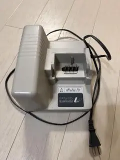 パナソニック 電動自転車用 充電器 NKJ033