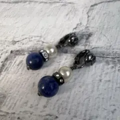 Item thumbnail for item 91073b5a-a93d-4870-8349-d239a3fa051e