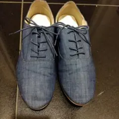フラットシューズ