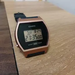 LW-204　CASIO　デジタル　レディース　腕時計　稼働中