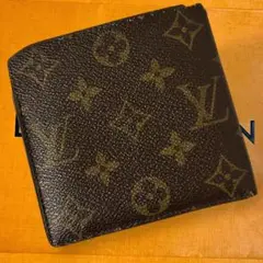 ルイヴィトン　二つ折り財布　ポルトフォイユ　マルコ　モノグラム　コンパクト