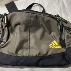adidasウエストポーチ
