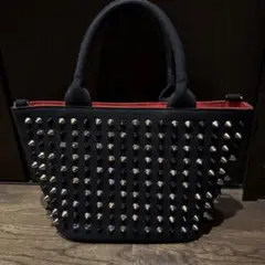 本日のみ2000円引き　金額戻りますスタッズ ショルダーバッグ