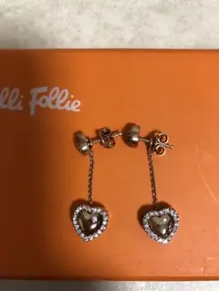 フォリフォリ ピアス