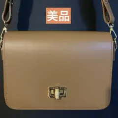 美品　マルコビアンチーニ　ショルダーバッグ　キャメル