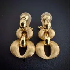 Item thumbnail for item 13f7cd93-c3c0-419b-9938-edbadc9a426f