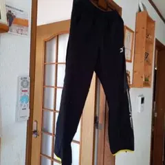Mizuno トレーニングパンツ 黒 ジッパー付き,,Lサイズ