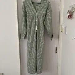 最終お値下げです。近所のブティックで購入した一点物です❣️未使用品です