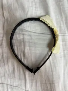 リボン付きカチューシャ 黒と黄色