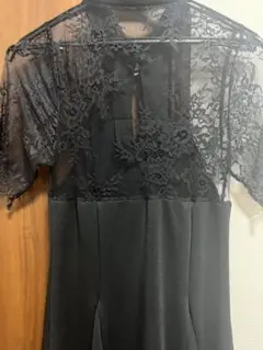 tika ブラックドレス