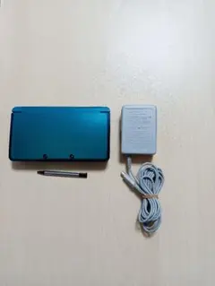 ニンテンドー3DS 本体 青 、SDメモリーカード2GB、充電器付き