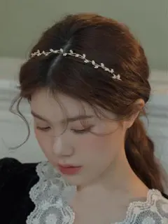 ウエディング　小枝　カチューシャ　ヘアアクセサリー　ゴールド
