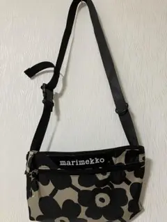 マリメッコ　クロスボディバック