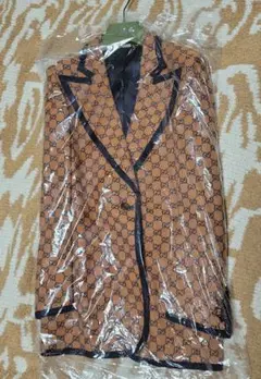 新品グッチ　GUCCIジャケット　GGモノグラム　コート　期間限定