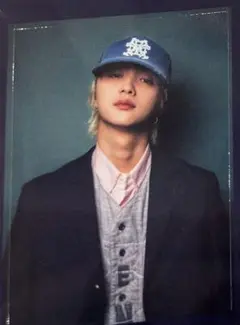 Item thumbnail for item 95b5f5bb-9307-47e8-9af4-e330835f867e