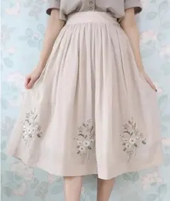 an another angelus草花刺繍ギャザースカート フィント