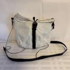 【値下】ホワイト シンプルショルダーバッグ