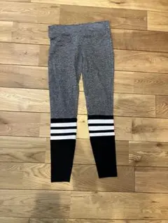 Bombshell Sportswear ストライプレギンス XSサイズ
