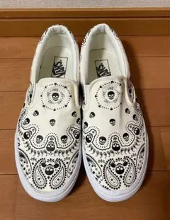 Item thumbnail for item 81ff715d-f6a5-49f0-89a0-93fc289c4e03