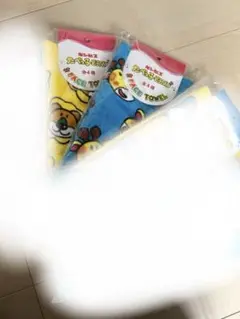 たべっ子どうぶつ　たべっ子水族館　フェイスタオル　らいおん、きりん　2つ