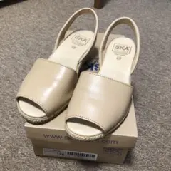Odette e Odile SKA エスパ ベージュ サンダル