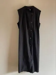 ブラックノースリーブワンピース