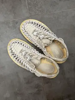 KEEN スポーツサンダル ホワイト 編み込みデザイン