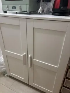 韓国風ホワイトキャビネット