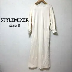 Item thumbnail for item 9b2c8928-4cb3-45dd-bb58-27b0bca5ea0d