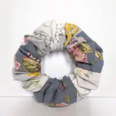 ブルーグレー系　シュシュ　ハンドメイド　シンプル